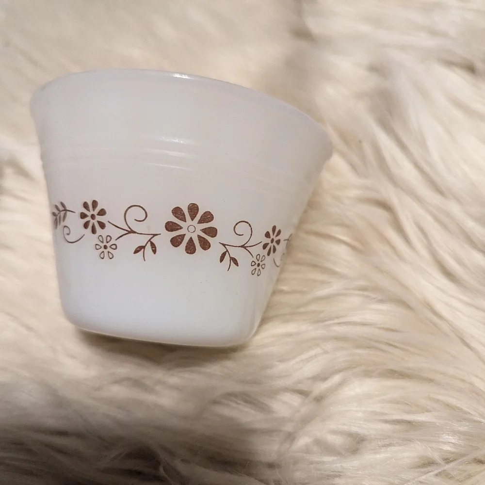 Vintage retro Set 2 Pyr-o-Rey DYNAWARE Brown Daisy Custard Cups Ramekins floral - Picture 3 of 6